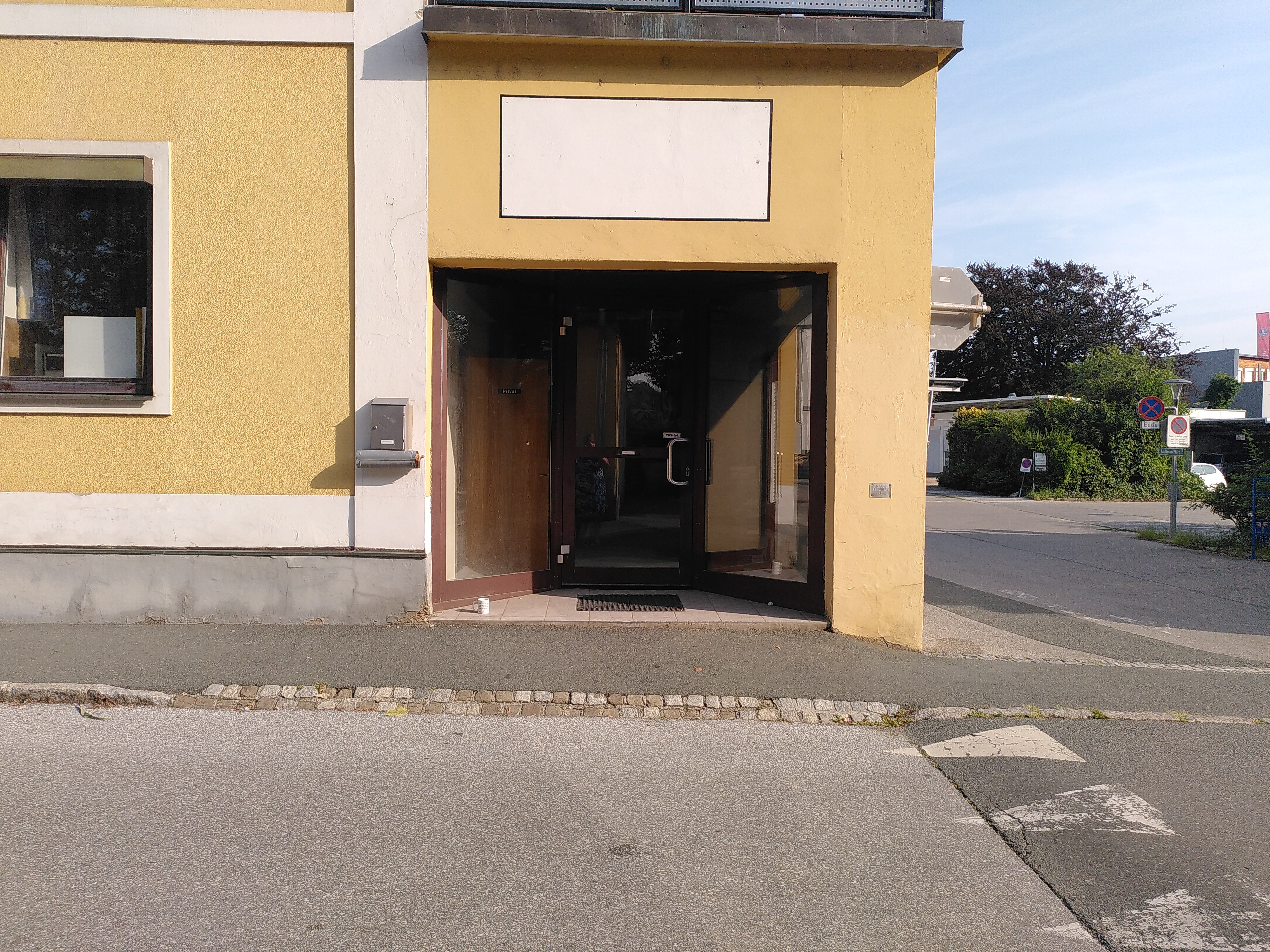 Platzhalterbild 1